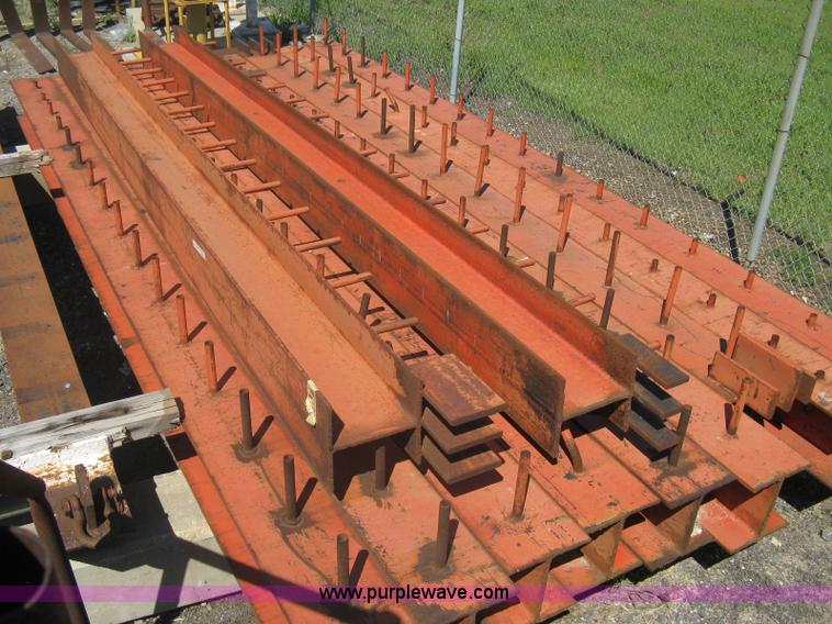 image for item G9830 (11) H-beams with bridge work welded-on spacing dows