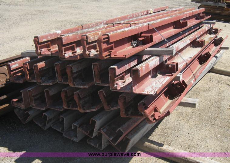 image for item G9841 (29) 10'L x 6"W Form boards