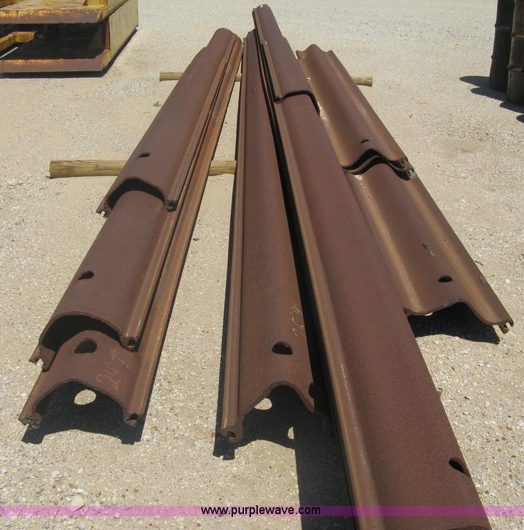 image for item G9853 Assorted steal sheeting corners