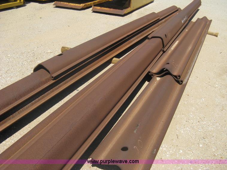 image for item G9853 Assorted steal sheeting corners