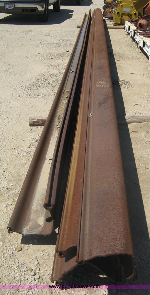 image for item G9853 Assorted steal sheeting corners