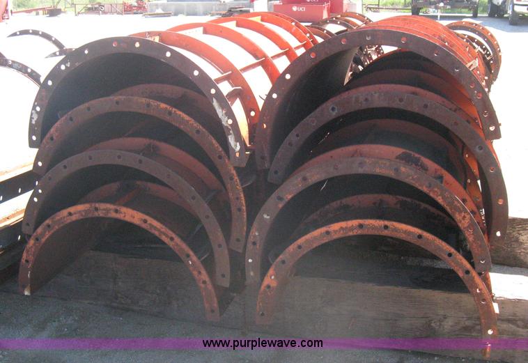 image for item G9857 Steel 36" diameter column forms