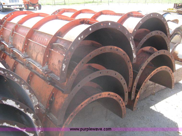 image for item G9857 Steel 36" diameter column forms