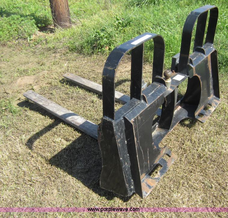image for item V9049 HLA skid steer forks