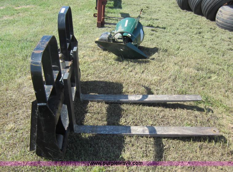 image for item V9049 HLA skid steer forks