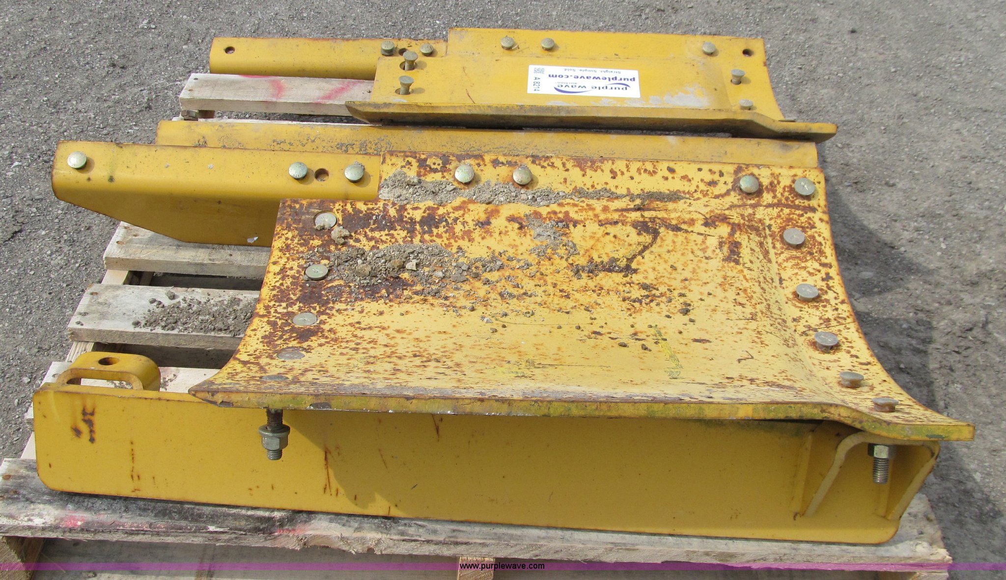 (2) 2' moldboard extensions in West Branch, IA Item A8214 sold