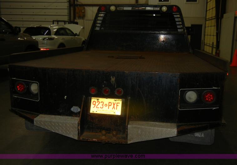 image for item D4041 2001 Dodge Ram 3500 Laramie SLT flatbed truck