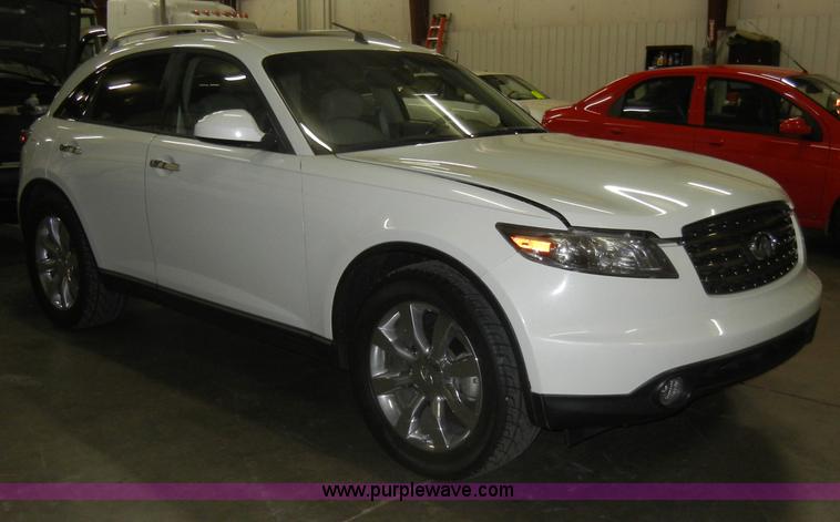 image for item D4045 2005 Infiniti FX45 SUV Non-repairable certificate, parts only