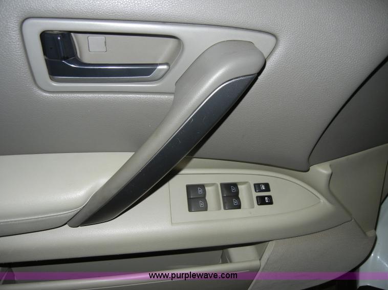 image for item D4045 2005 Infiniti FX45 SUV Non-repairable certificate, parts only