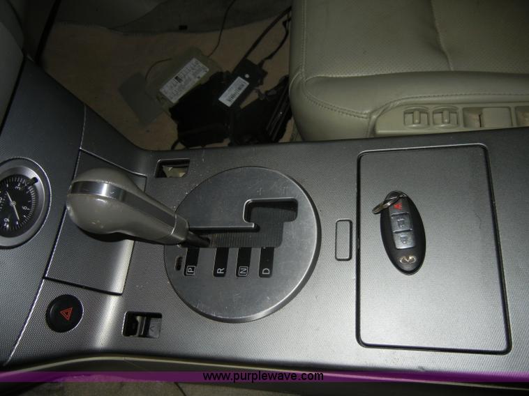 image for item D4045 2005 Infiniti FX45 SUV Non-repairable certificate, parts only
