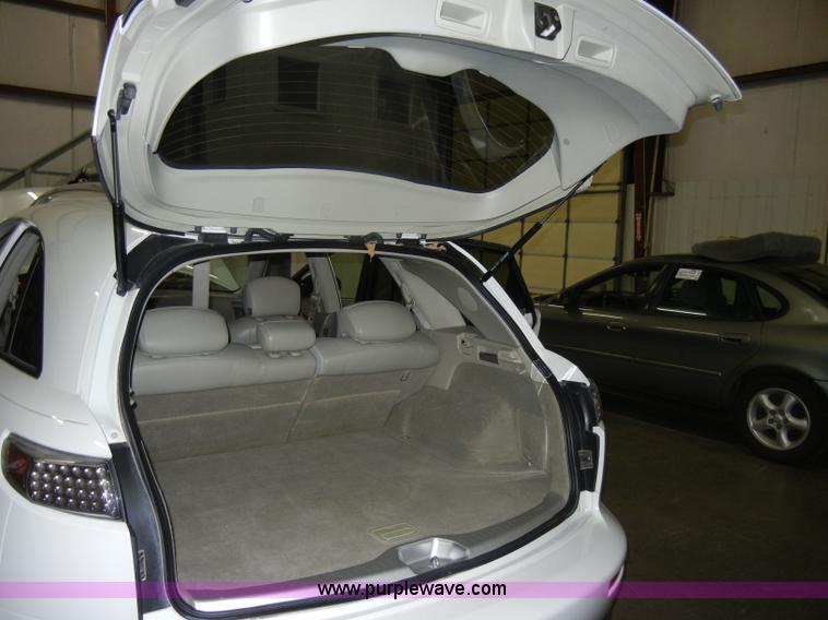 image for item D4045 2005 Infiniti FX45 SUV Non-repairable certificate, parts only