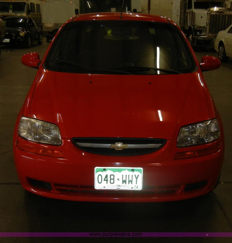 image for item D4046 2004 Chevrolet Aveo LS