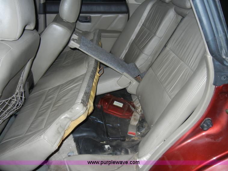 image for item D4047 2002 Subaru Outback Limitied SUV Non-repairable certificate, parts only