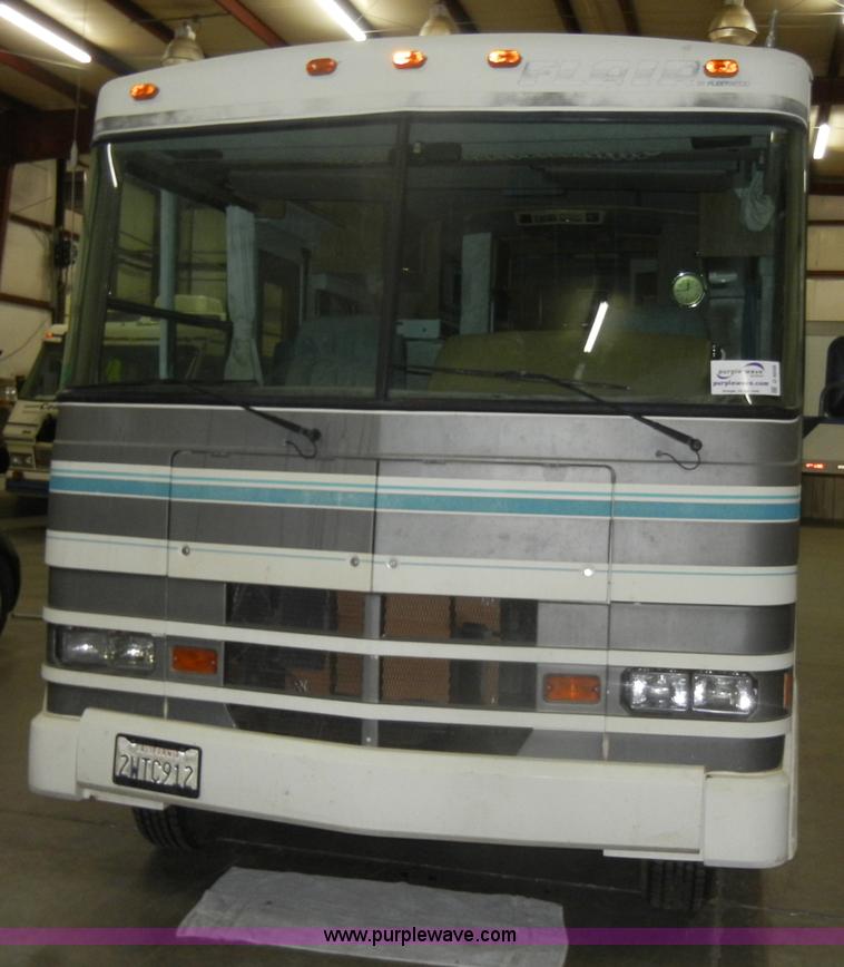 image for item D4048 1991 Ford Flair Fleetwood RV