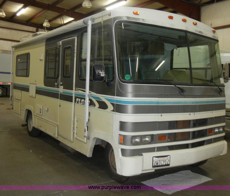 image for item D4048 1991 Ford Flair Fleetwood RV