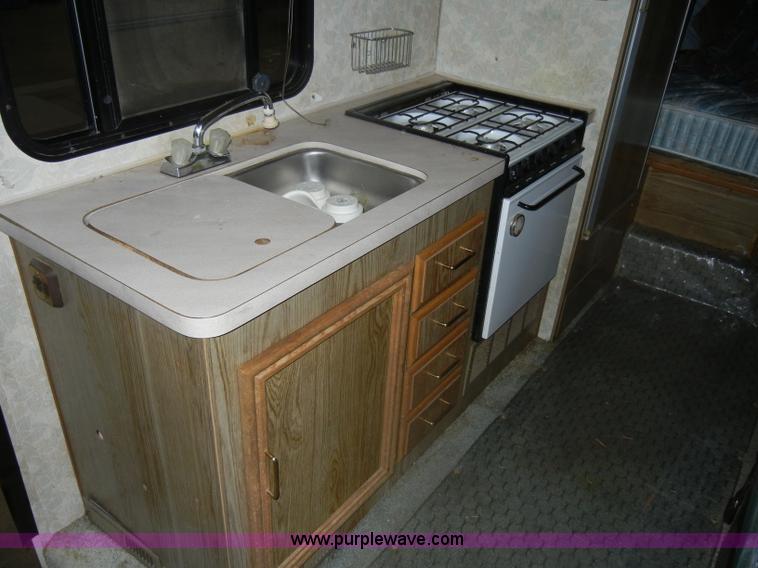 image for item D4048 1991 Ford Flair Fleetwood RV