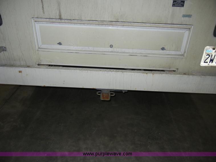 image for item D4048 1991 Ford Flair Fleetwood RV