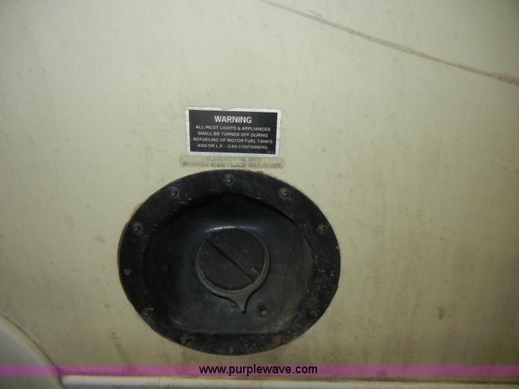 image for item D4048 1991 Ford Flair Fleetwood RV
