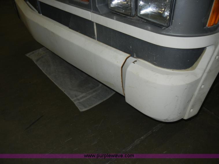image for item D4048 1991 Ford Flair Fleetwood RV