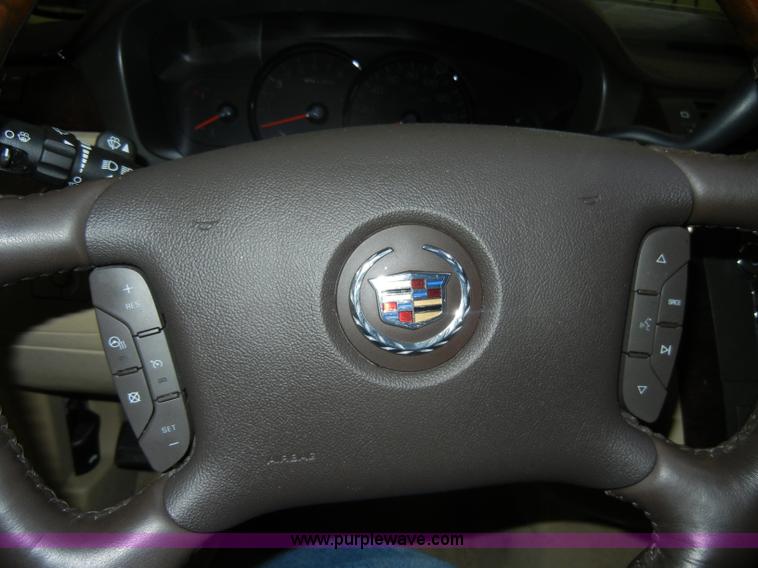 image for item D4051 2008 Cadillac DTS