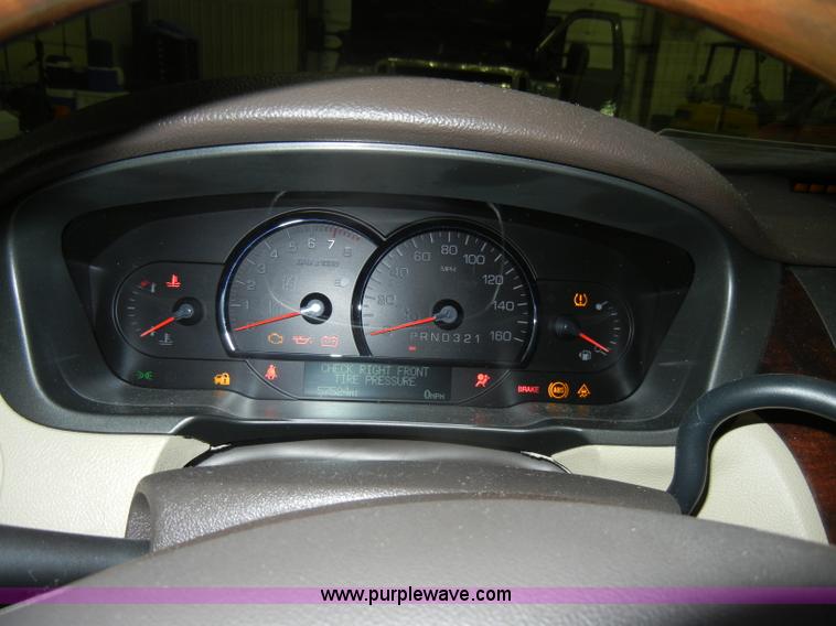 image for item D4051 2008 Cadillac DTS