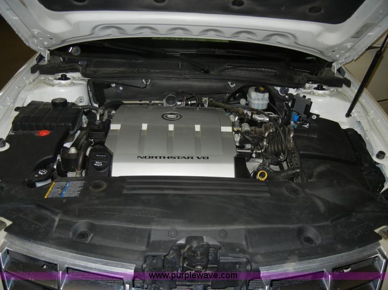 image for item D4051 2008 Cadillac DTS