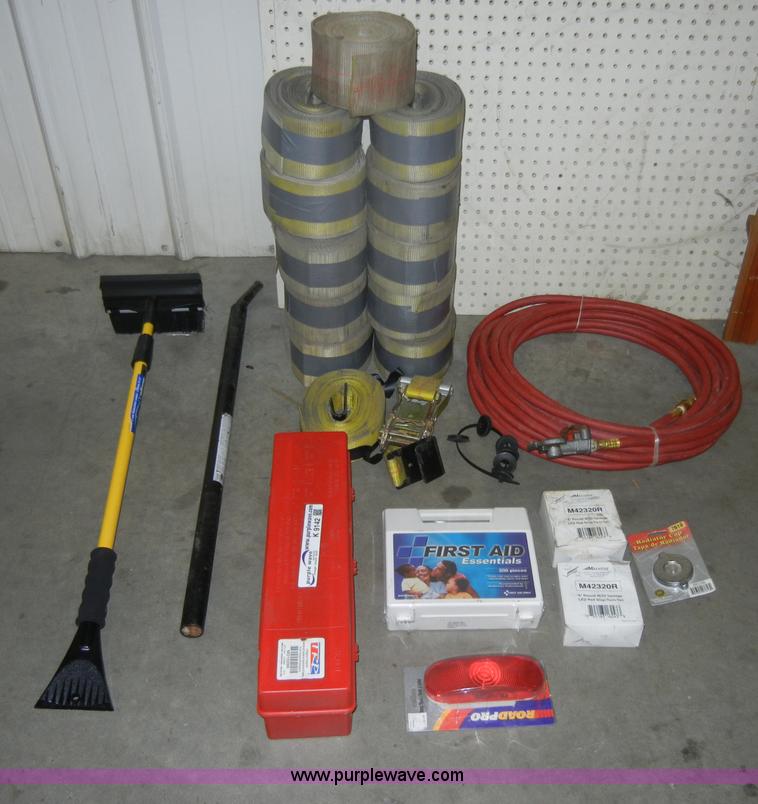image for item K9142 Assorted items