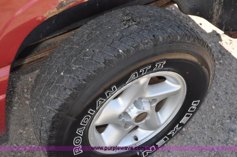 image for item A5888 1999 Dodge Ram 1500 quad cab pickup truck