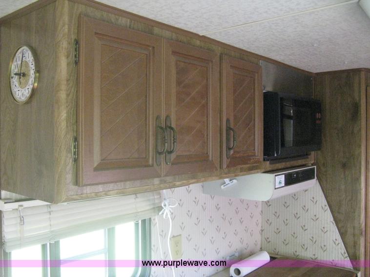 image for item A6320 1985 Kountry Aire 32' fifth wheel camper