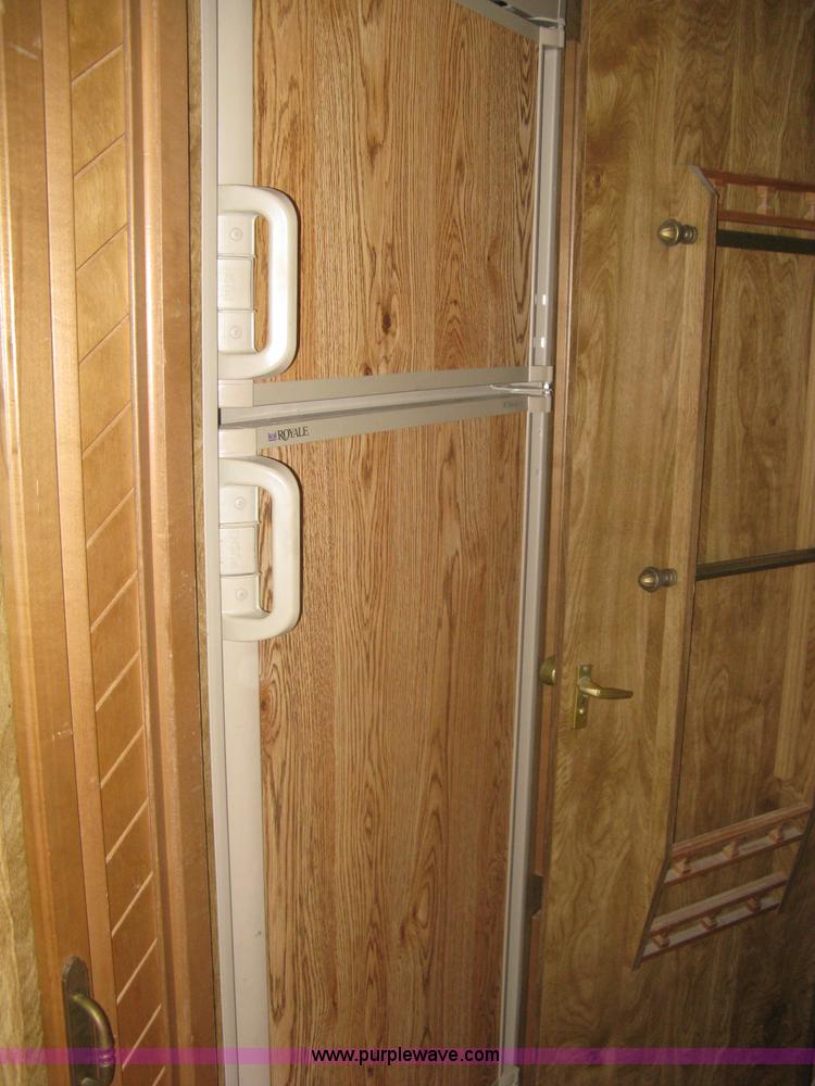 image for item A6320 1985 Kountry Aire 32' fifth wheel camper