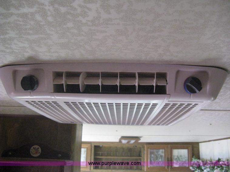 image for item A6320 1985 Kountry Aire 32' fifth wheel camper