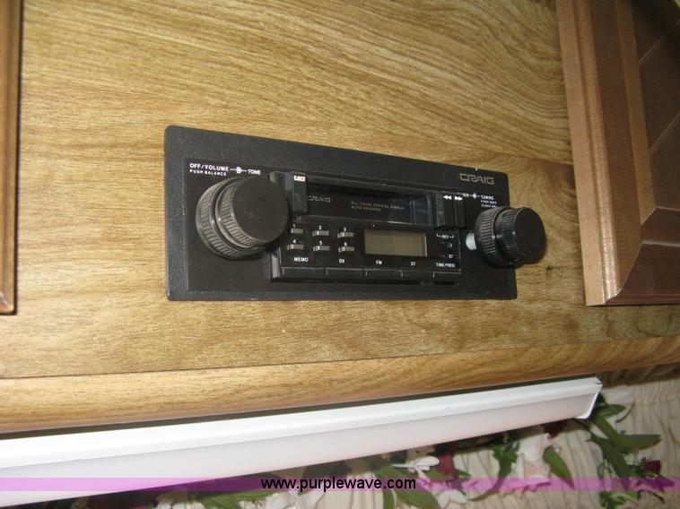 image for item A6320 1985 Kountry Aire 32' fifth wheel camper