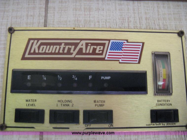 image for item A6320 1985 Kountry Aire 32' fifth wheel camper