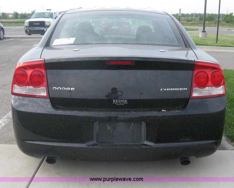 image for item A6325 2009 Dodge Charger police car