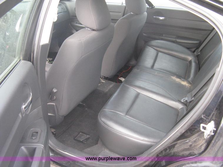 image for item A6325 2009 Dodge Charger police car