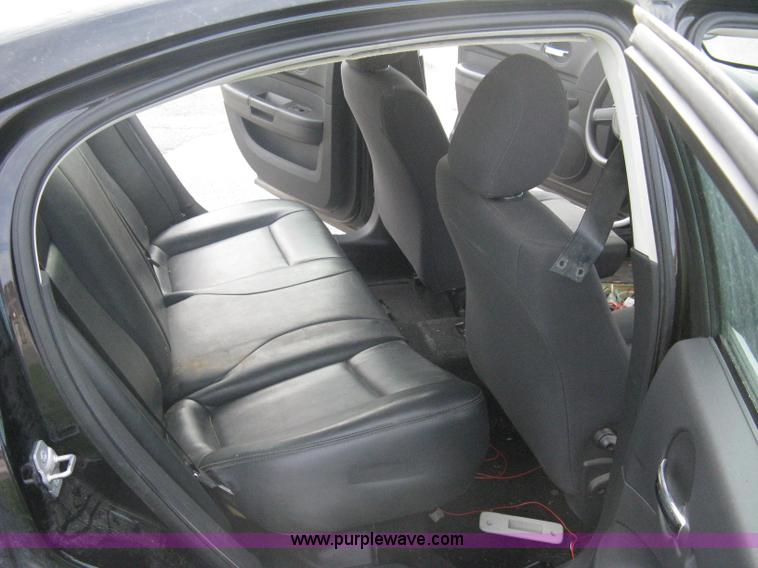 image for item A6325 2009 Dodge Charger police car