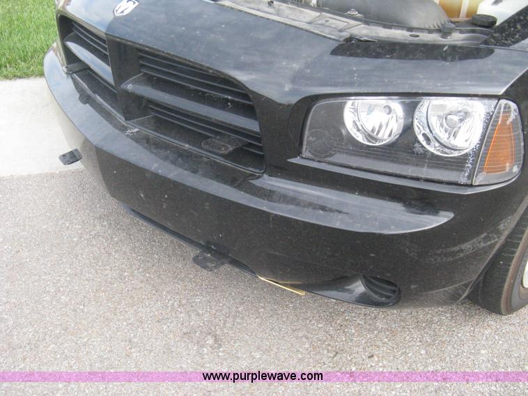 image for item A6325 2009 Dodge Charger police car
