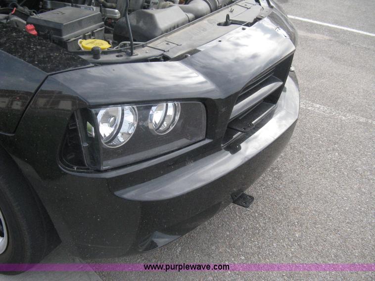 image for item A6325 2009 Dodge Charger police car