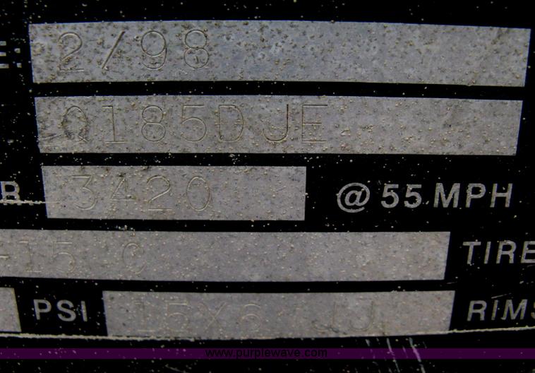 image for item A6326 1998 Leroi 185 mobile compressor