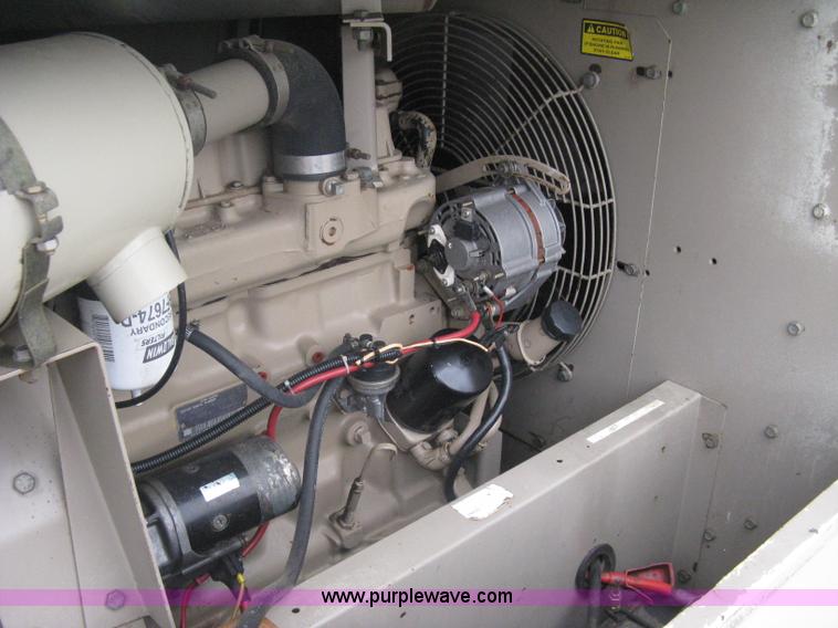 image for item A6326 1998 Leroi 185 mobile compressor