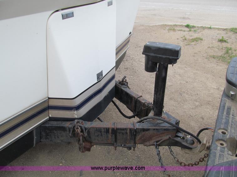 image for item A8300 1989 Holiday Rambler Imperial 31' tandem axle camper
