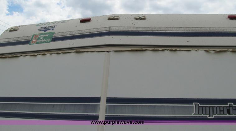 image for item A8300 1989 Holiday Rambler Imperial 31' tandem axle camper