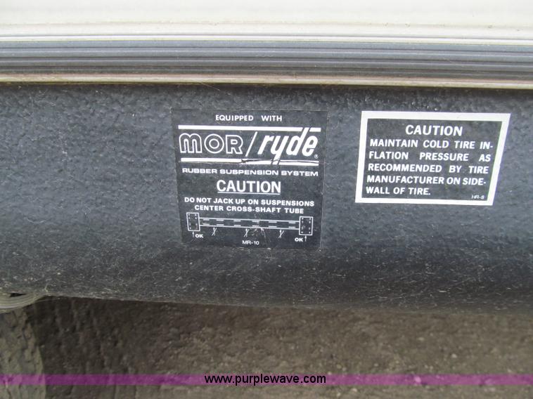 image for item A8300 1989 Holiday Rambler Imperial 31' tandem axle camper