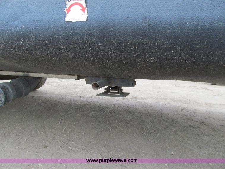 image for item A8300 1989 Holiday Rambler Imperial 31' tandem axle camper