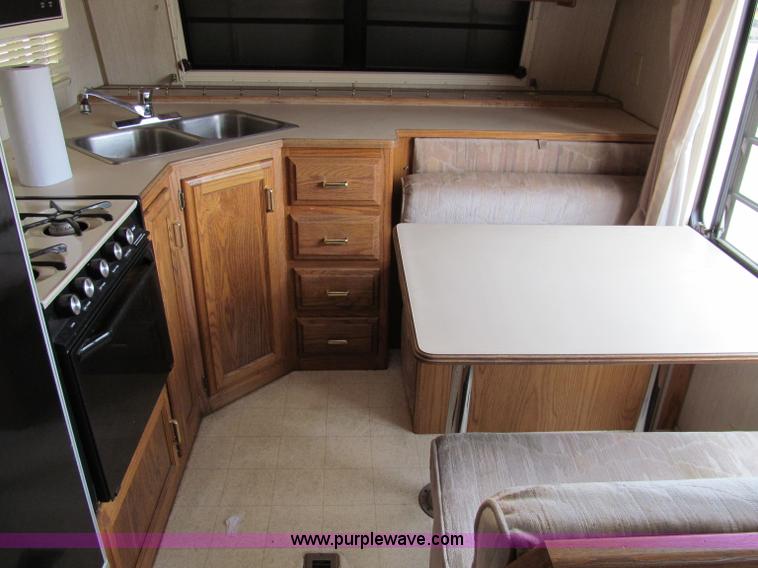 image for item A8300 1989 Holiday Rambler Imperial 31' tandem axle camper