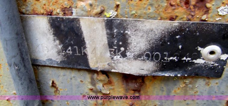 image for item A8300 1989 Holiday Rambler Imperial 31' tandem axle camper