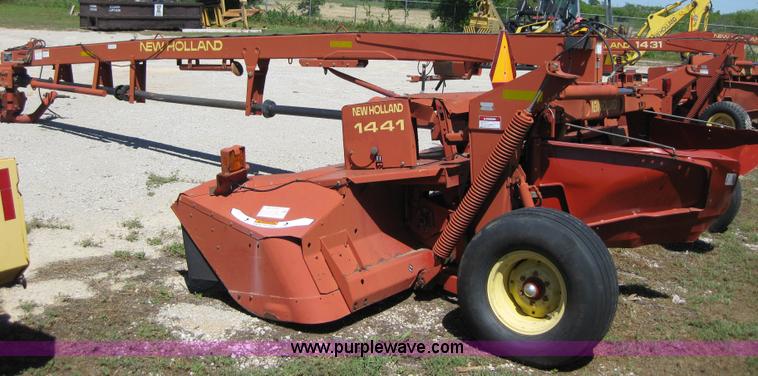 image for item B1213 2000 New Holland 1441 disc mower