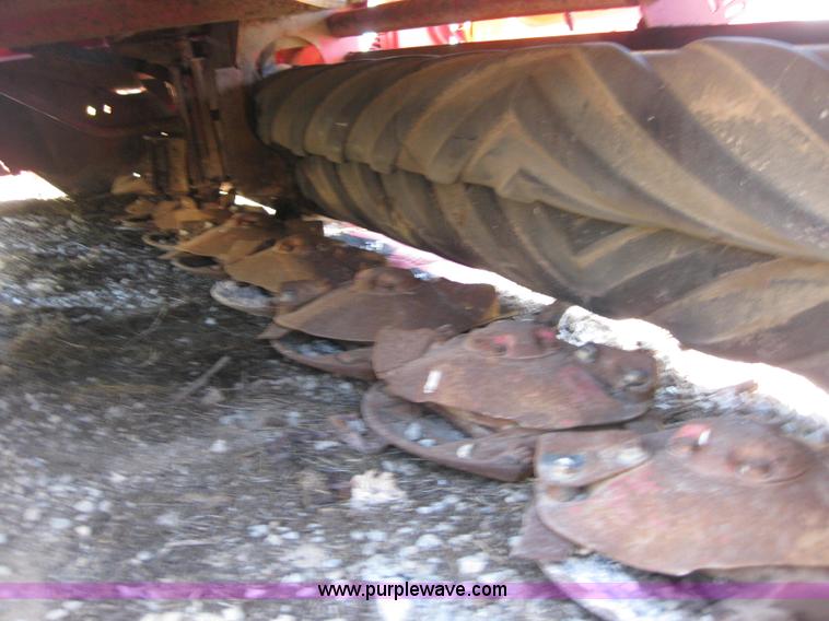 image for item B1213 2000 New Holland 1441 disc mower