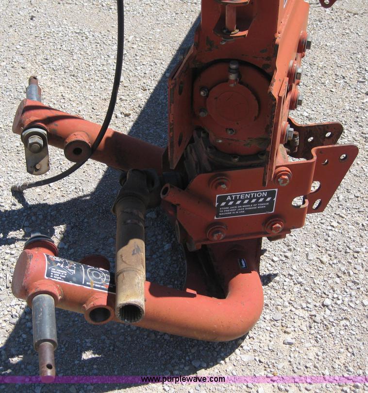 image for item B1213 2000 New Holland 1441 disc mower