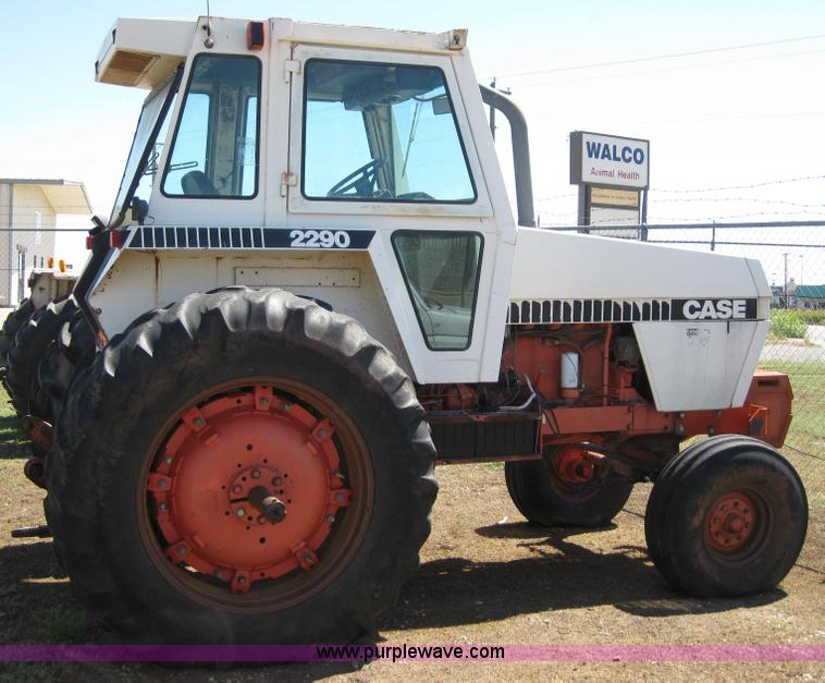 image for item B1214 1978 Case 2290 tractor